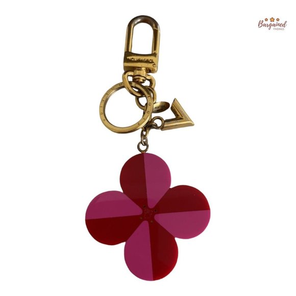 Authentic LOUIS VUITTON Pink/Red Resin Flower & V Key Holder & Bag Charm M67386 - Picture 9 of 11